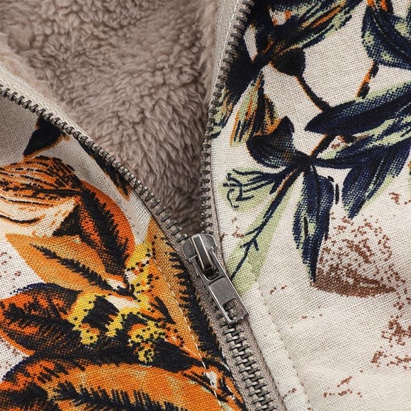 SMALL Pink and ivory floral light hoodie - Picture 15 of 16